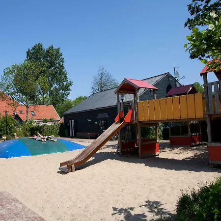 בית נופש Holiday Droompark Buitenhuizen.61 *